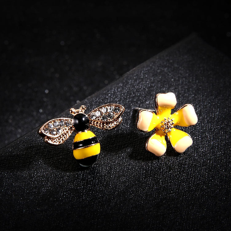 Asymmetric Flower Bee Earrings for Women