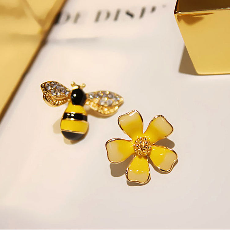 Asymmetric Flower Bee Earrings for Women